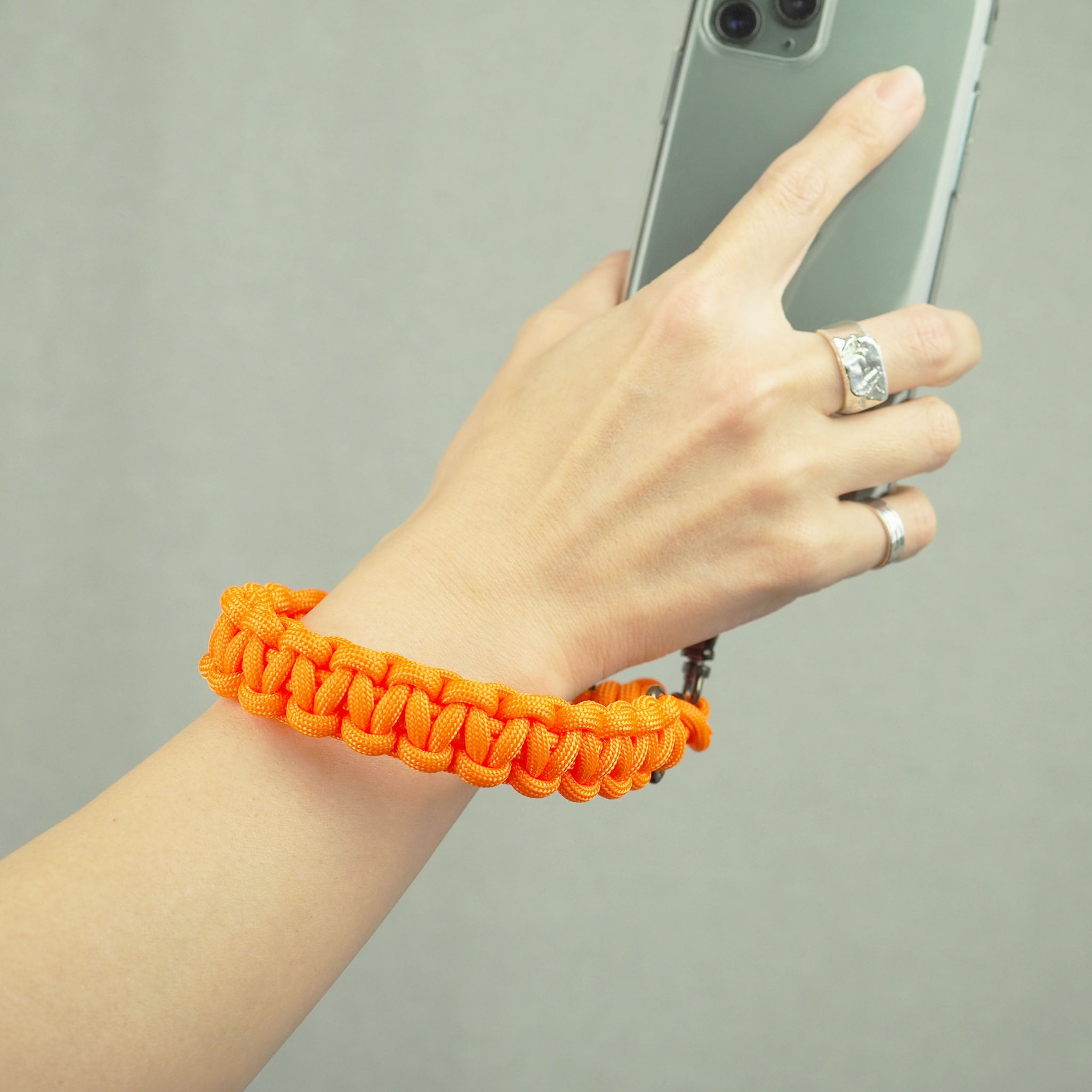 JUNON ハンドストラップ 2025年最新】be:first ジュノン ハンドストラップの人気アイテム